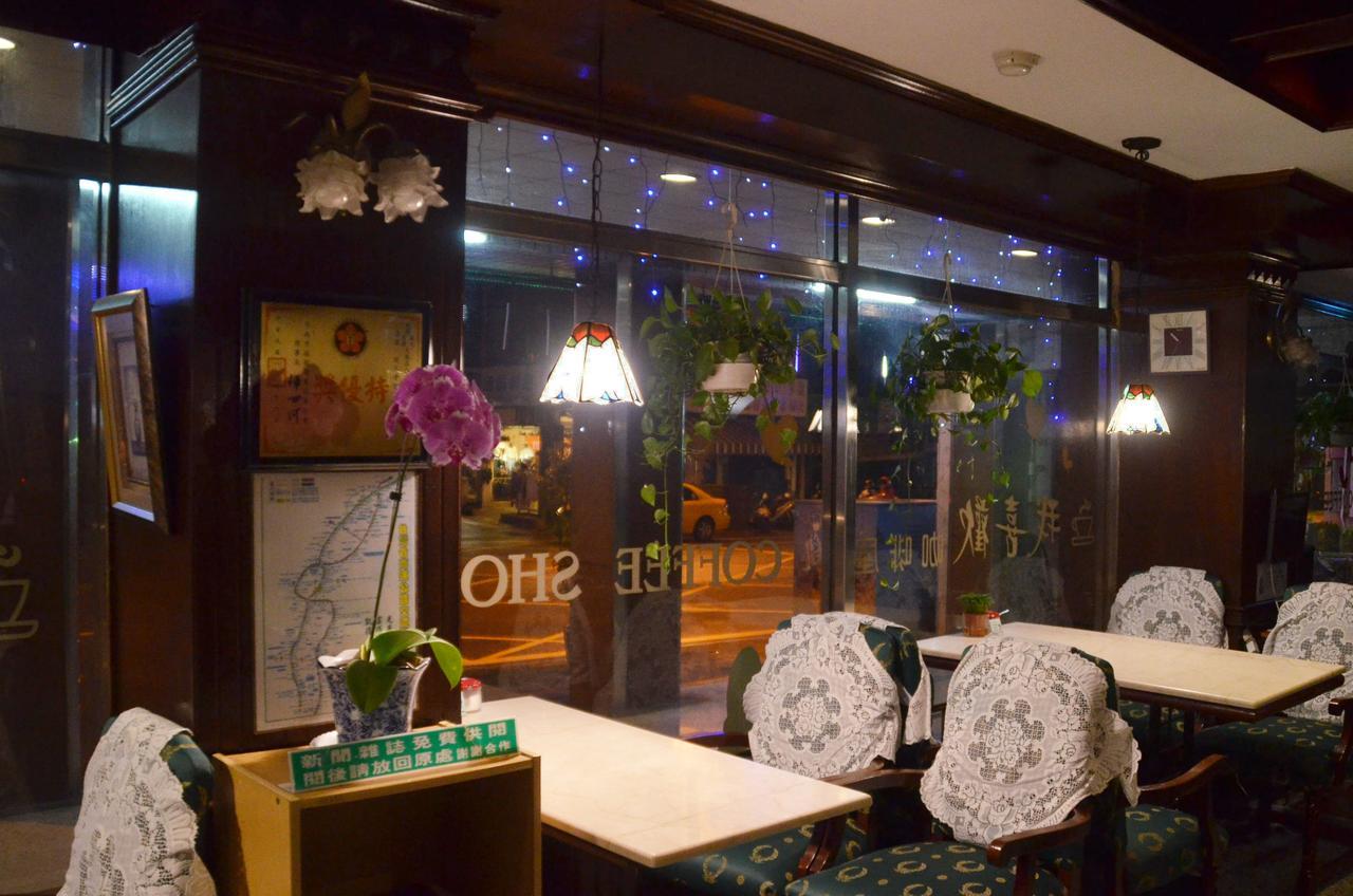 Guang Haw Hotel Тайнань Екстер'єр фото